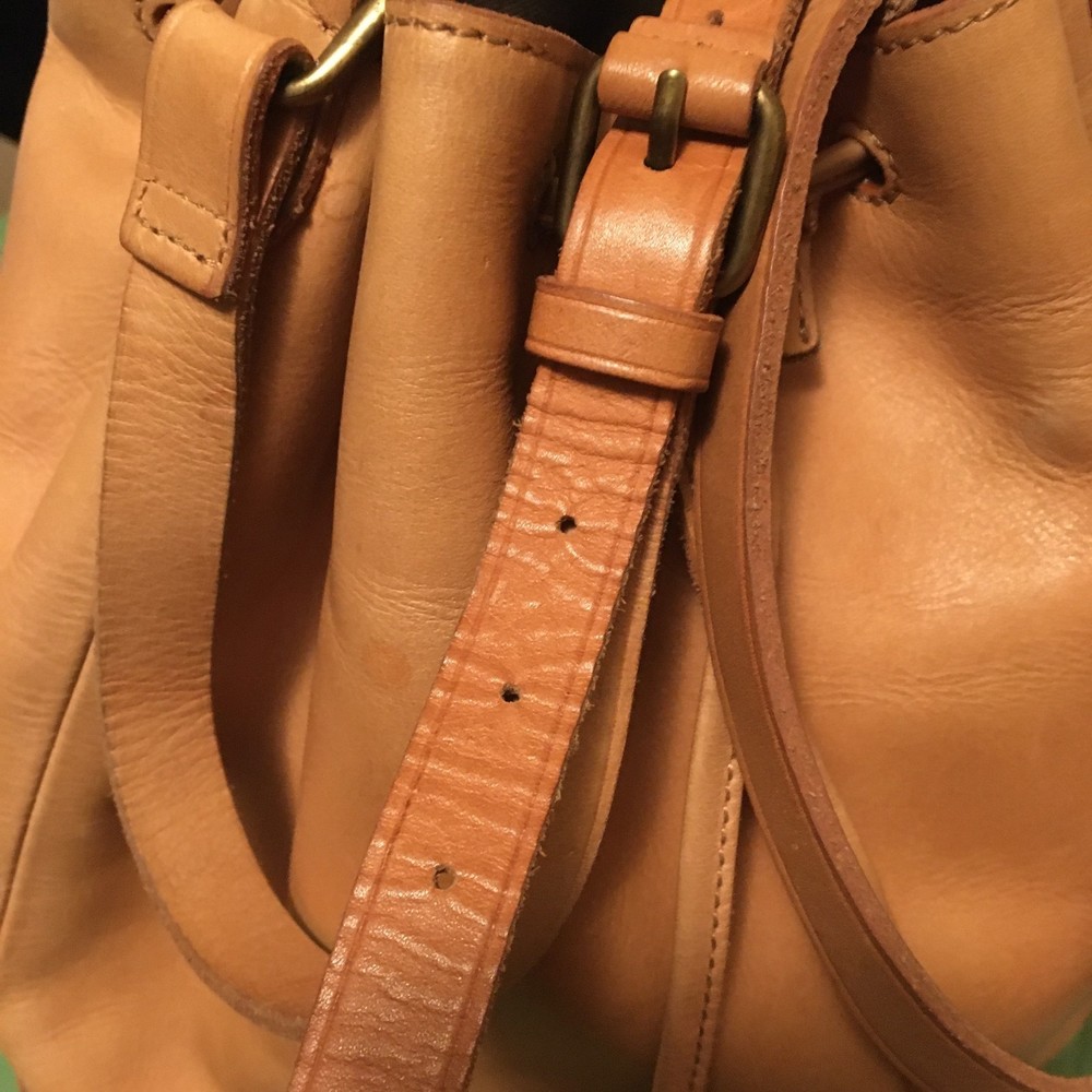 Madewell Drawstring Bucket Bag - Picture 6 of 7